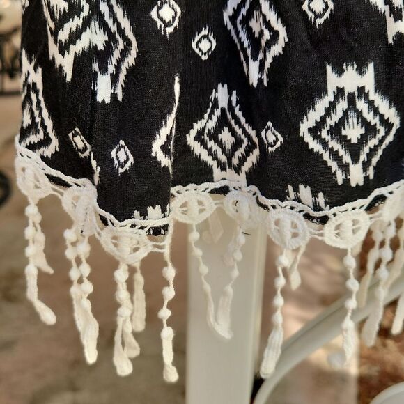 Julie's Closet women's large black white fringed boho spaghetti strap cr… - Picture 4 of 6
